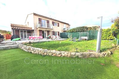 Maison - 107 m² - 5 pièces