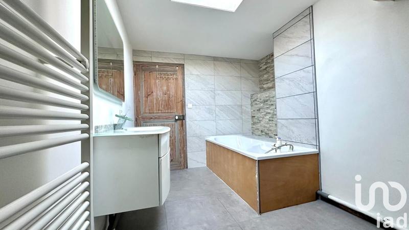 Appartement - 67 m² - 2 pièces