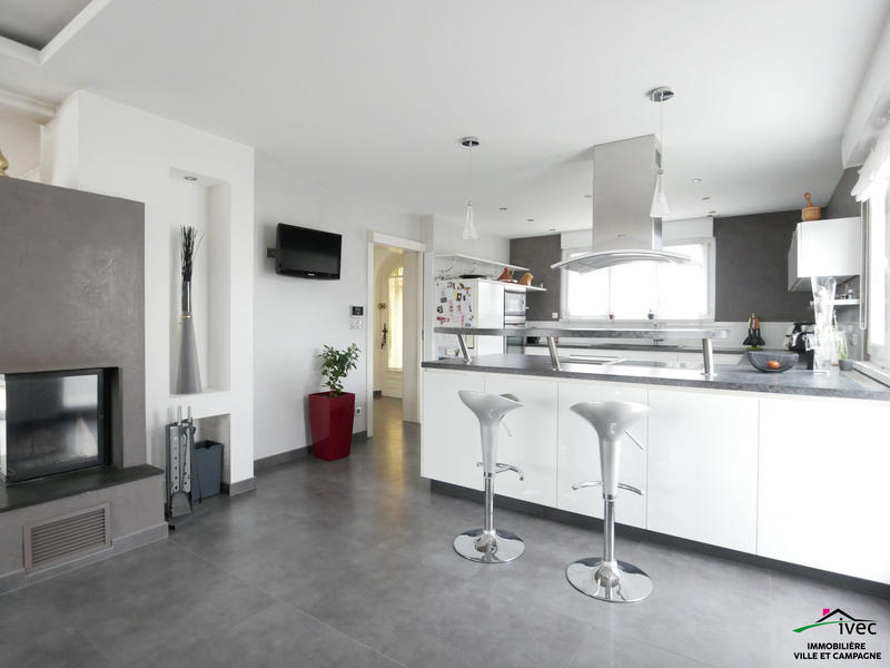 Maison ancienne - 136 m² - 6 pièces