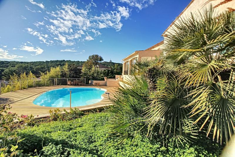 Maison - 288 m² - 6 pièces