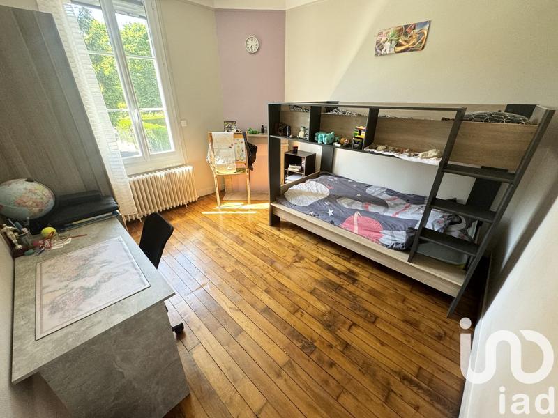 Maison - 165 m² - 9 pièces