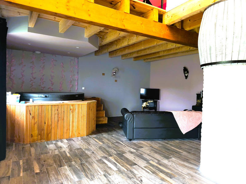 Maison - 119 m² - 2 pièces