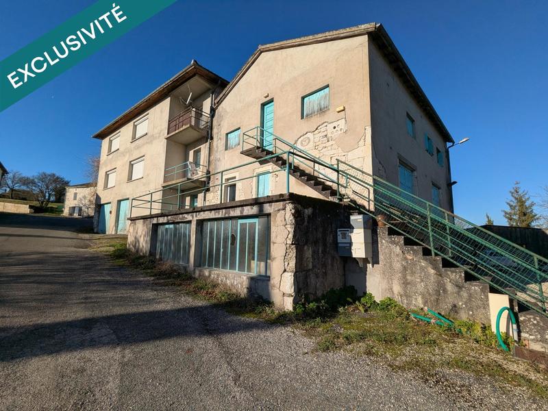 Maison - 233 m² - 8 pièces