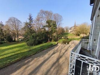 Maison - 693 m² - 26 pièces