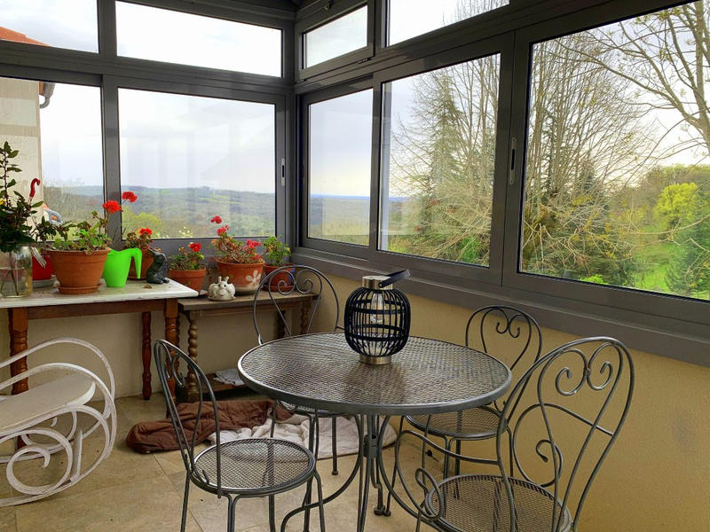 Maison - 95 m² - 3 pièces