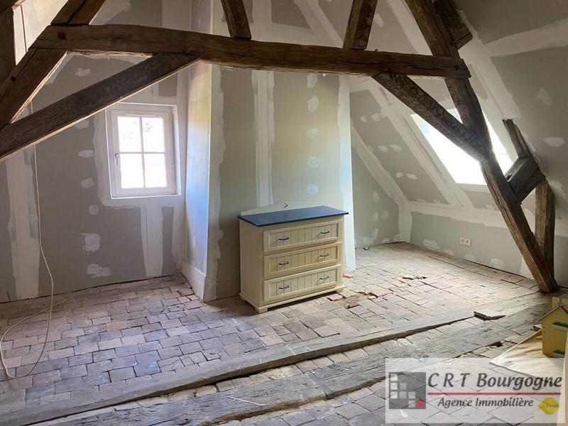 Maison ancienne - 248 m² - 9 pièces