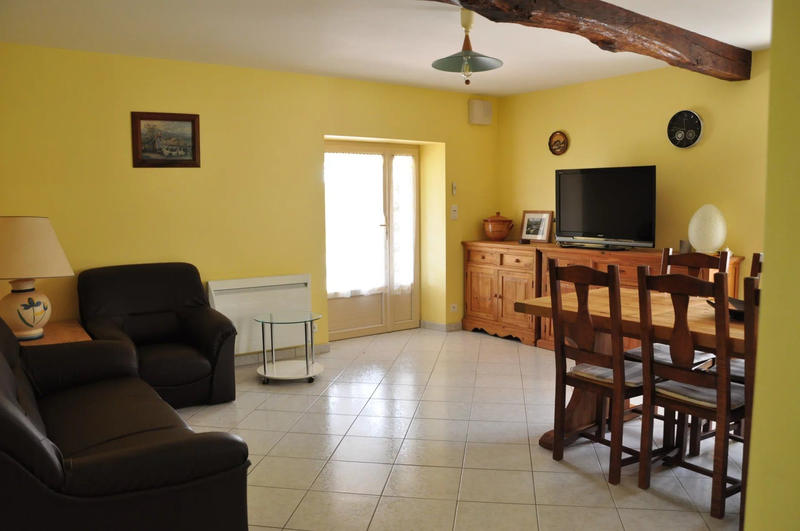 Maison - 218 m² - 8 pièces