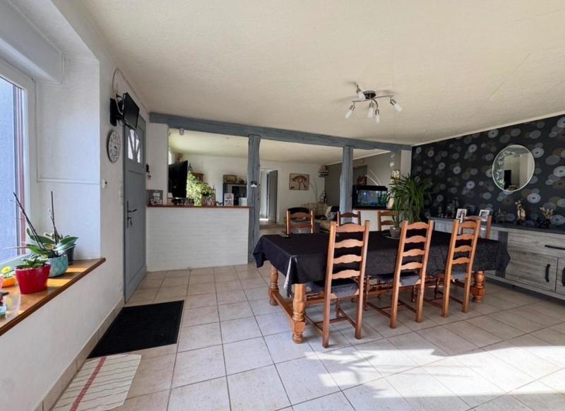 Maison - 159 m² - 9 pièces