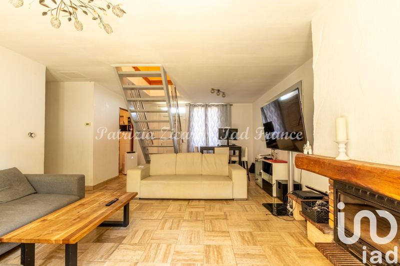 Maison - 320 m² - 5 pièces
