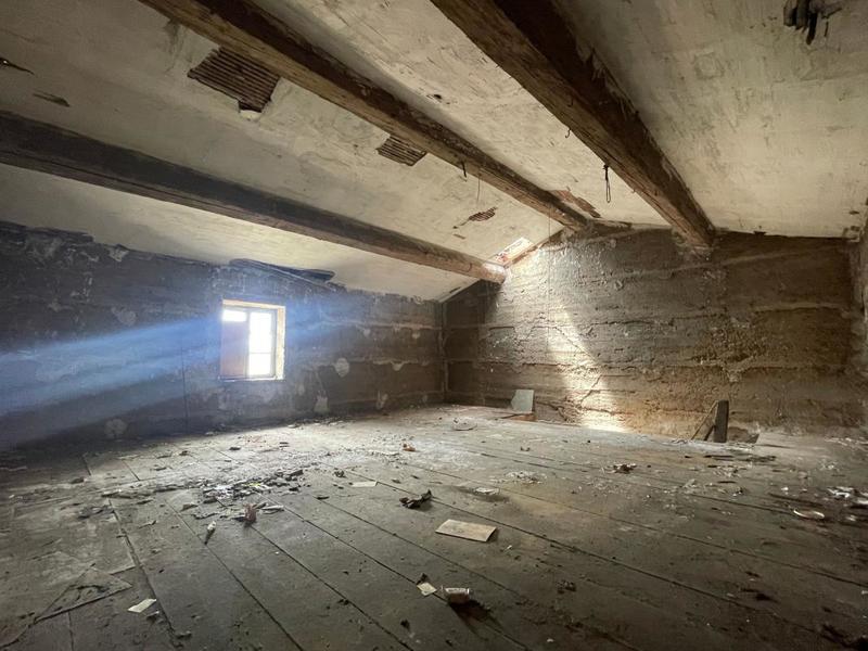 Maison - 93 m² - 5 pièces