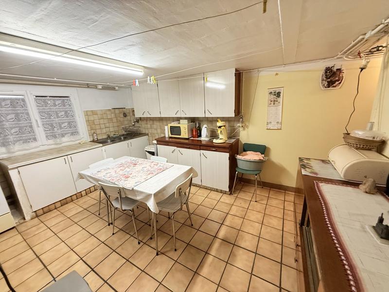 Maison - 90 m² - 5 pièces