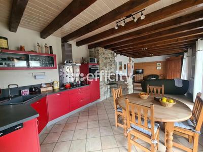 Maison - 146 m² - 5 pièces