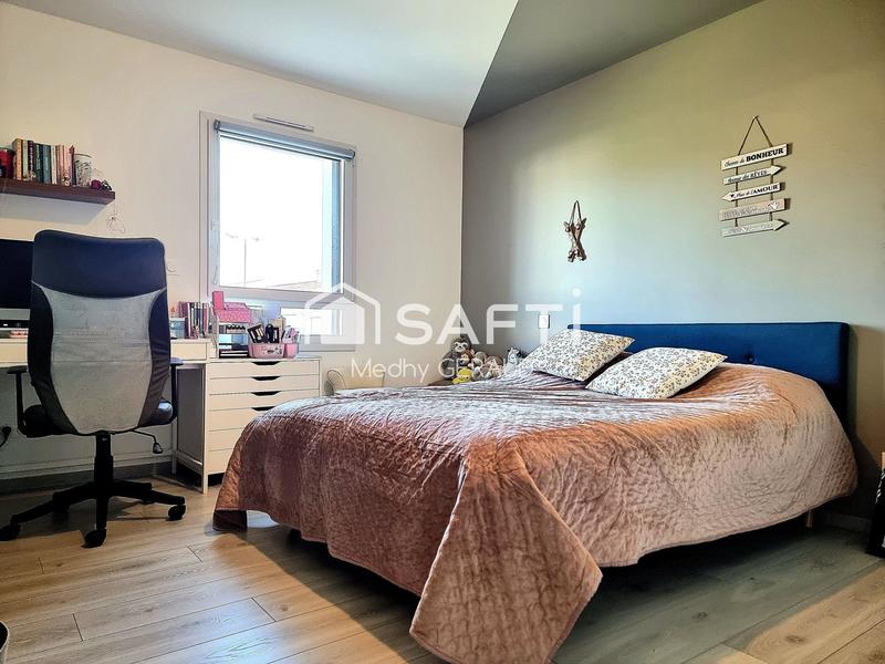 Maison - 183 m² - 9 pièces