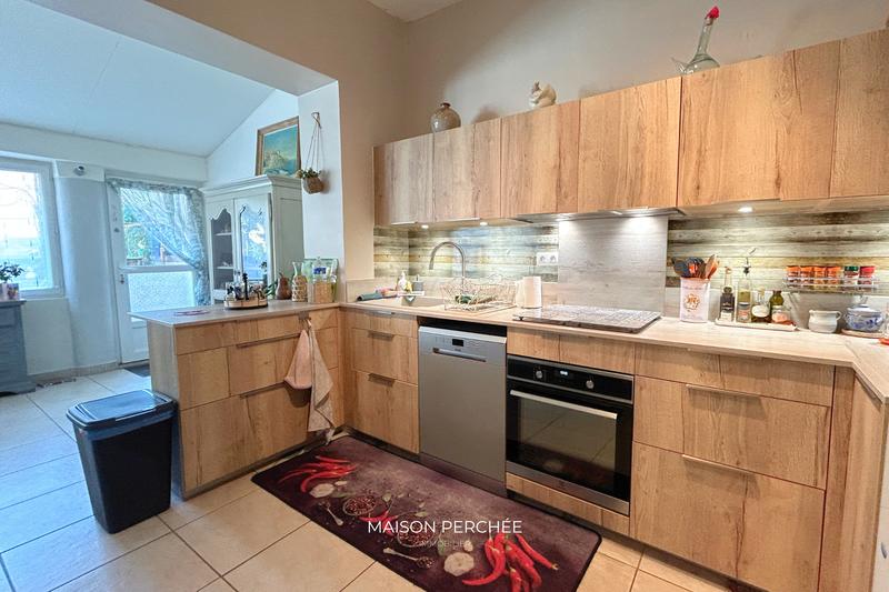 Appartement - 84 m² - 4 pièces