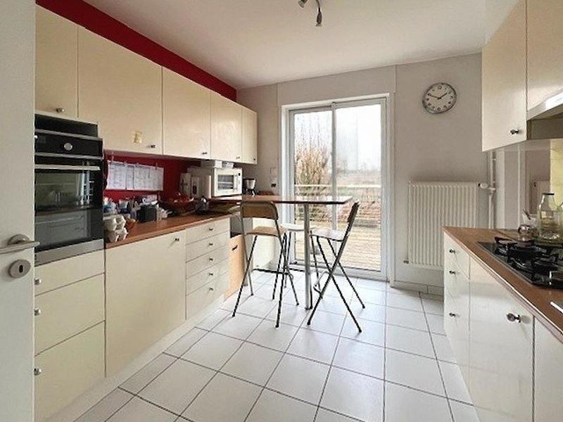 Maison - 122 m² - 8 pièces