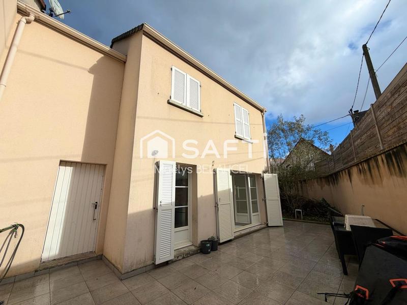 Maison - 86 m² - 5 pièces
