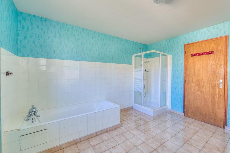 Maison - 157 m² - 8 pièces