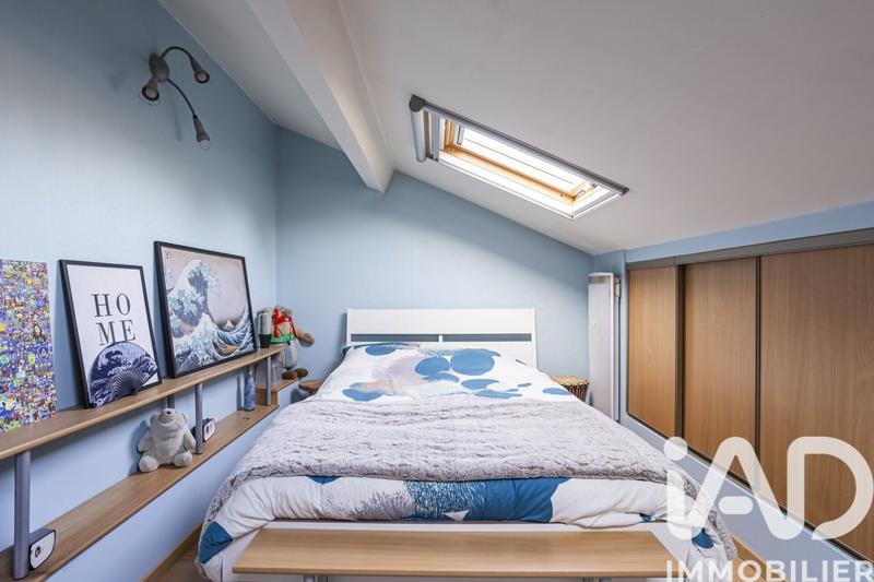 Maison - 206 m² - 8 pièces