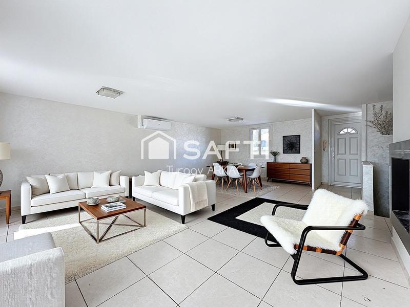 Maison - 167 m² - 7 pièces