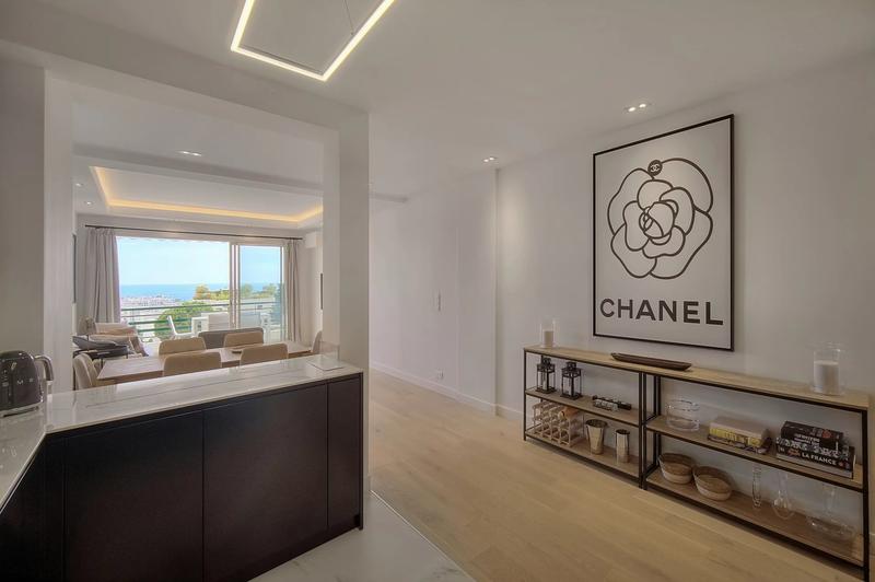 Appartement - 95 m² - 4 pièces