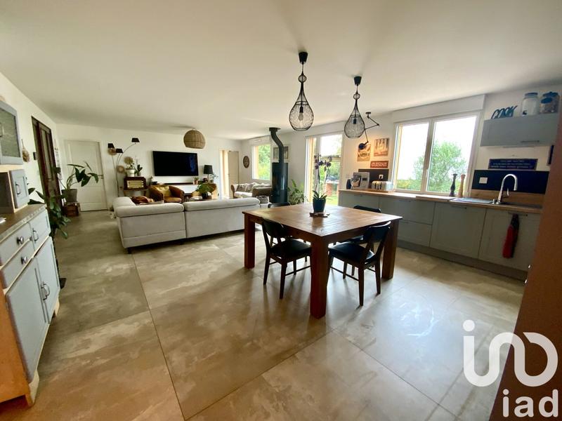 Maison - 195 m² - 5 pièces