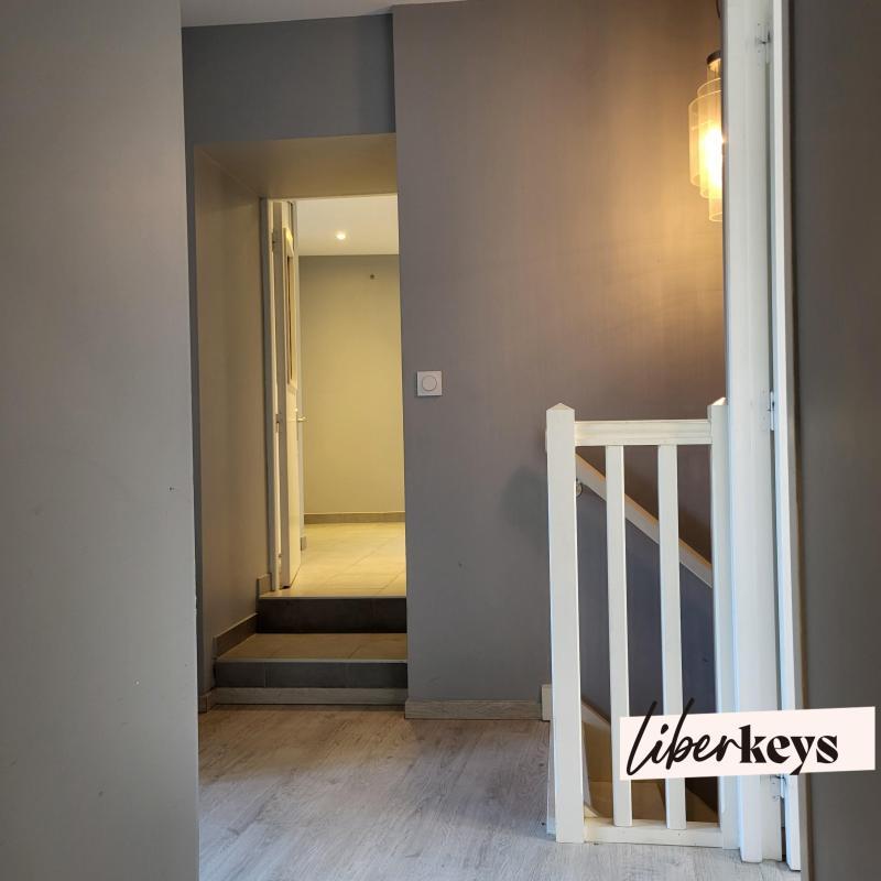 Appartement - 166 m² - 6 pièces