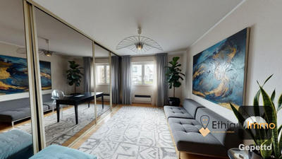 Appartement - 84 m² - 4 pièces