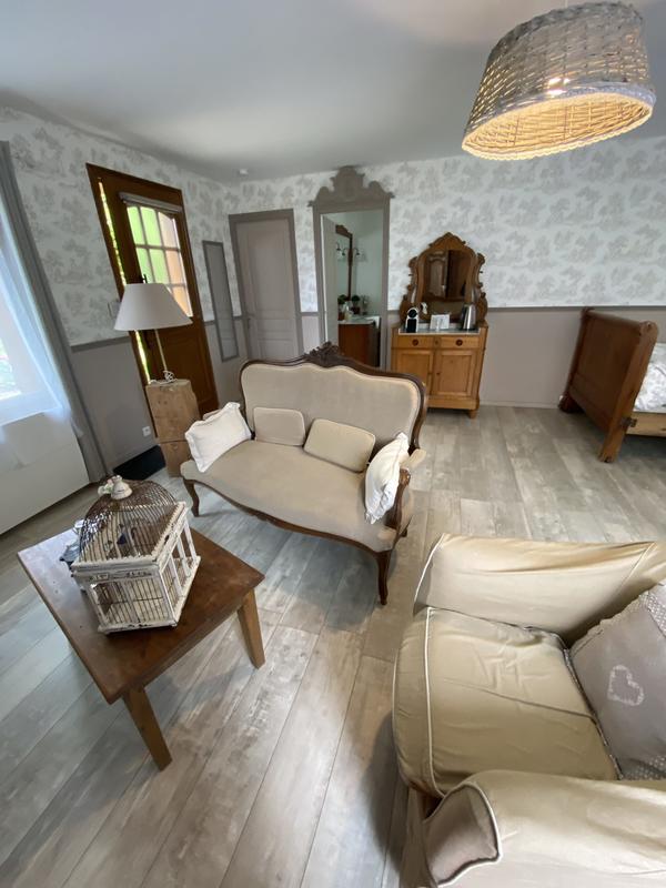 Maison traditionnelle - 462 m² - 12 pièces