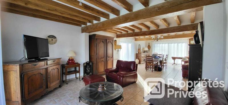 Maison - 244 m² - 13 pièces