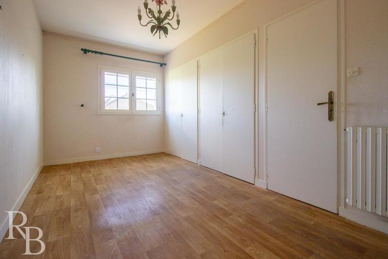Maison - 168 m² - 7 pièces