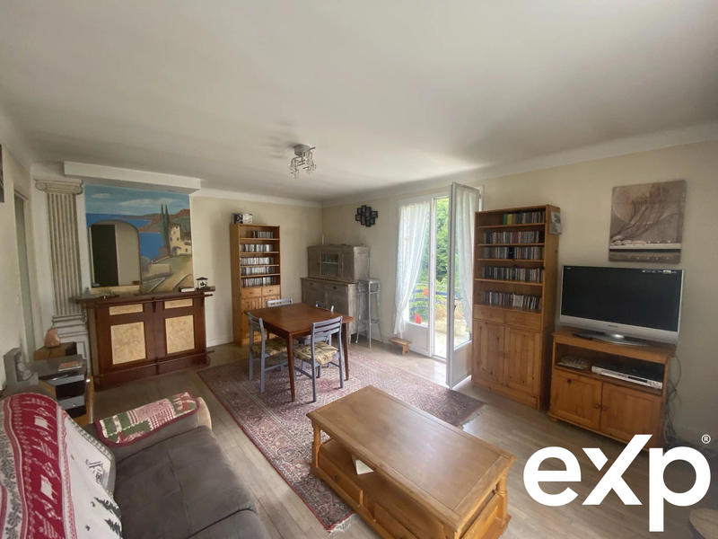 Appartement - 176 m² - 7 pièces