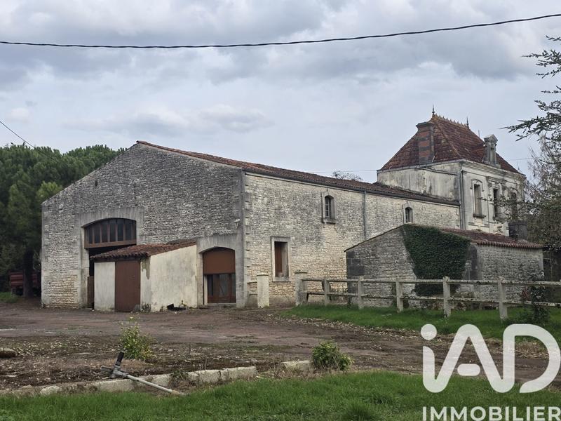 Maison de campagne - 240 m² - 8 pièces