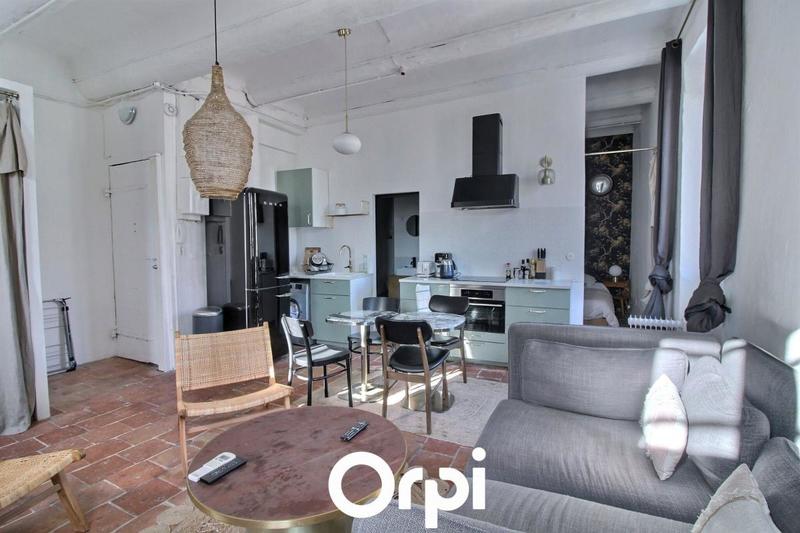 Appartement - 84 m² - 3 pièces