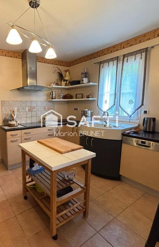 Maison - 152 m² - 6 pièces