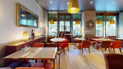 Local commercial - 150 m² - 4 pièces