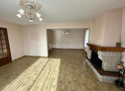 Maison - 160 m² - 7 pièces