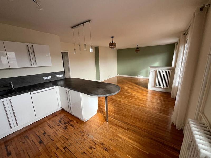 Appartement - 70 m² - 3 pièces