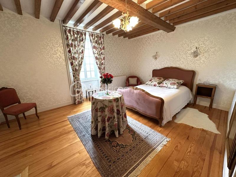 Propriété - 206 m² - 7 pièces