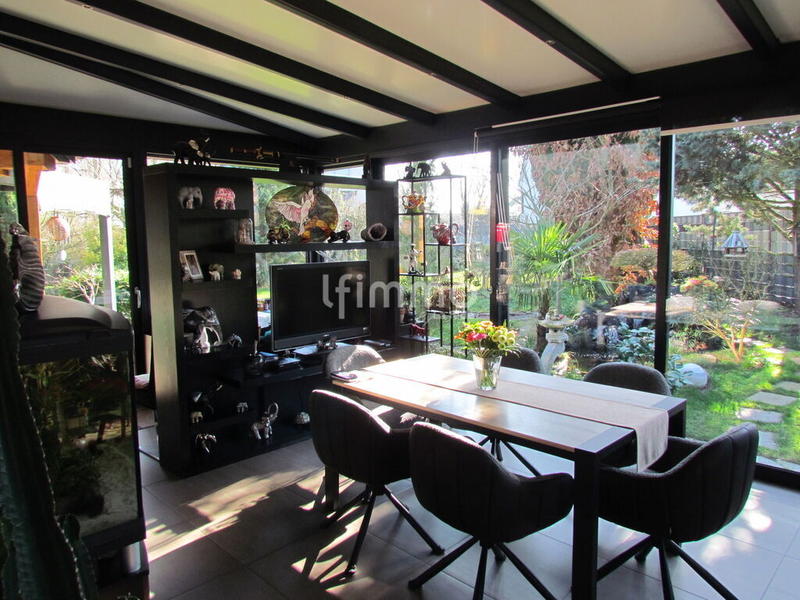 Maison - 180 m² - 7 pièces