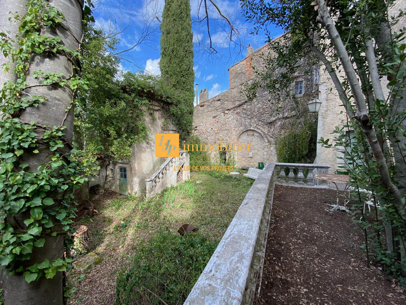 Bastide - 302 m² - 9 pièces