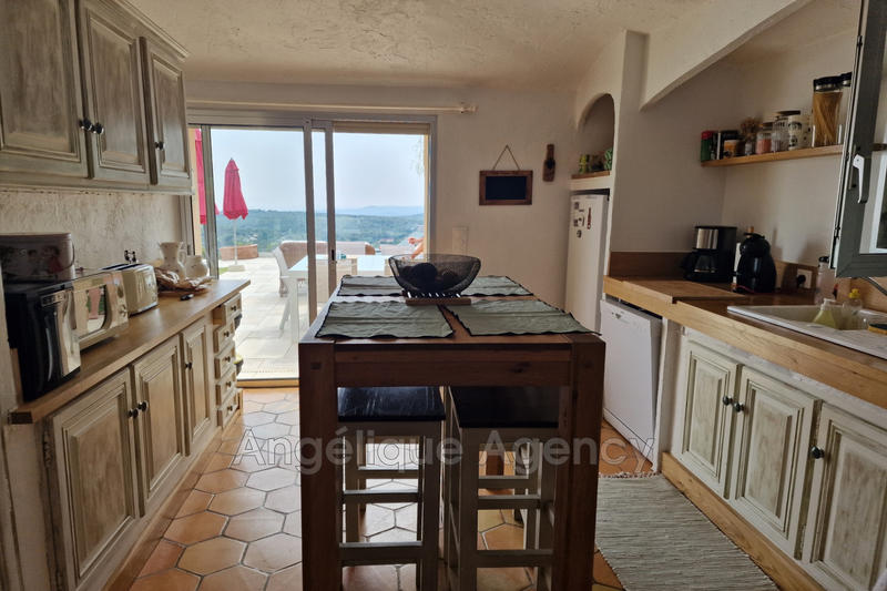 Maison - 200 m² - 7 pièces