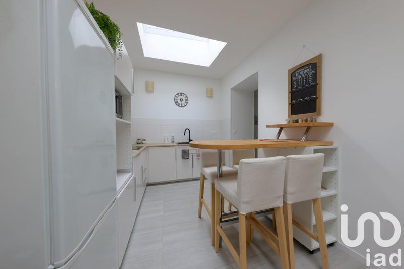 Maison - 377 m² - 10 pièces