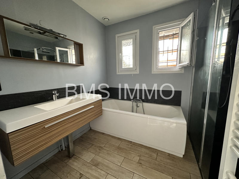 Maison - 95 m² - 4 pièces