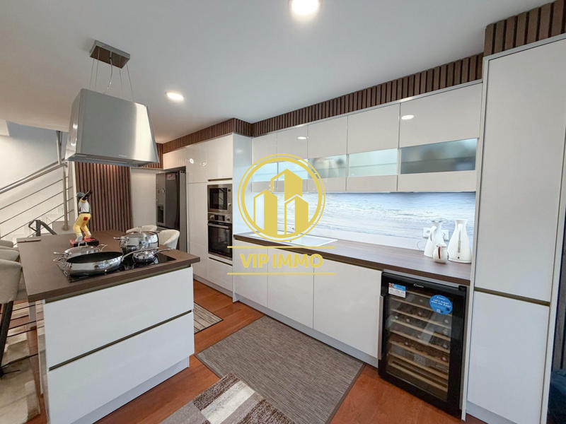 Maison - 111 m² - 4 pièces