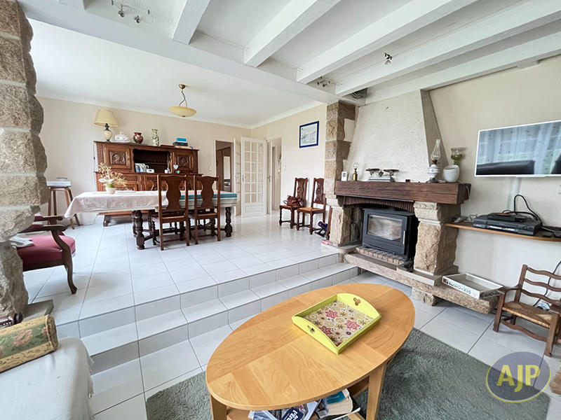 Maison - 129 m² - 6 pièces