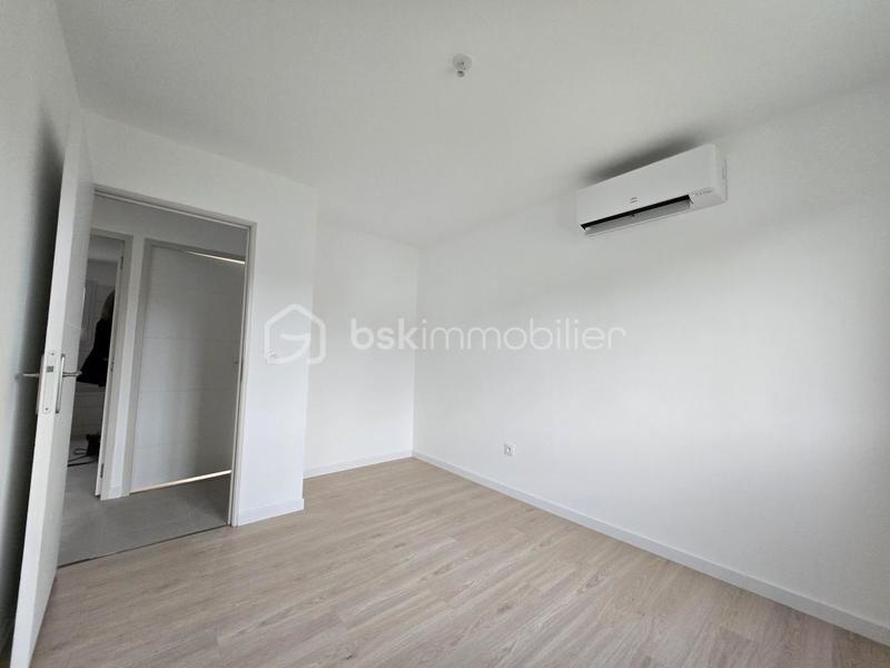 Pavillon - 93 m² - 5 pièces