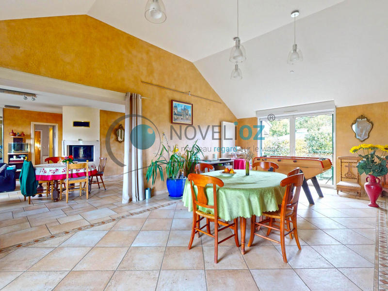 Viager - Maison - 146 m² - 6 pièces