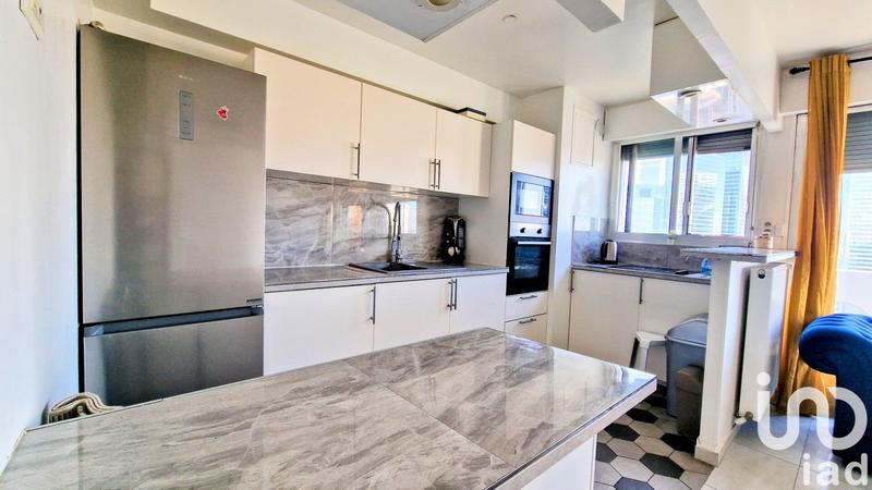 Appartement - 80 m² - 4 pièces