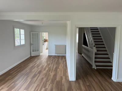 Maison - 185 m² - 7 pièces