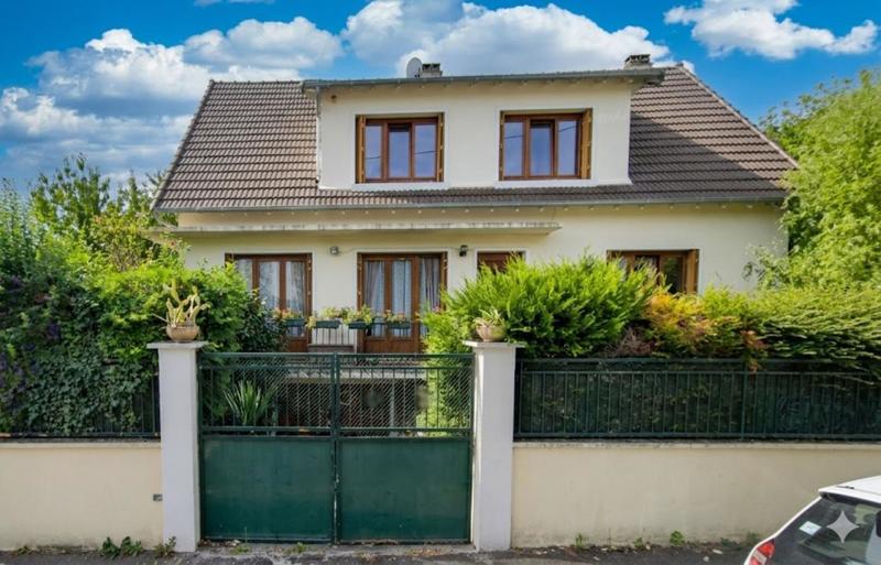 Maison - 139 m² - 7 pièces